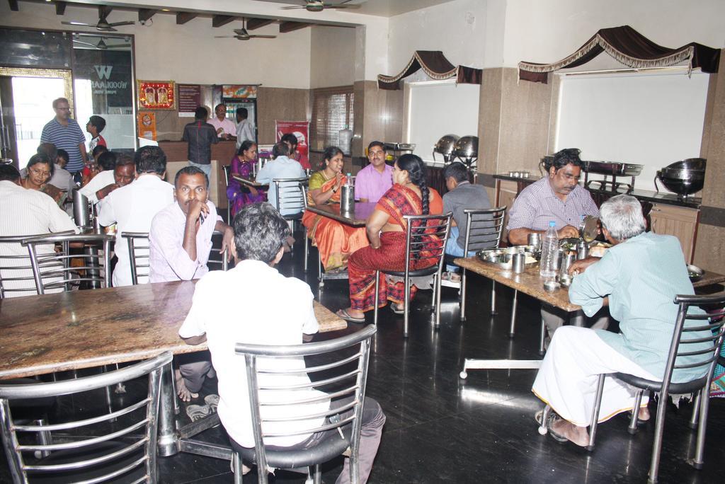 Hotel Sivamurugan Kumbakonam Exteriér fotografie