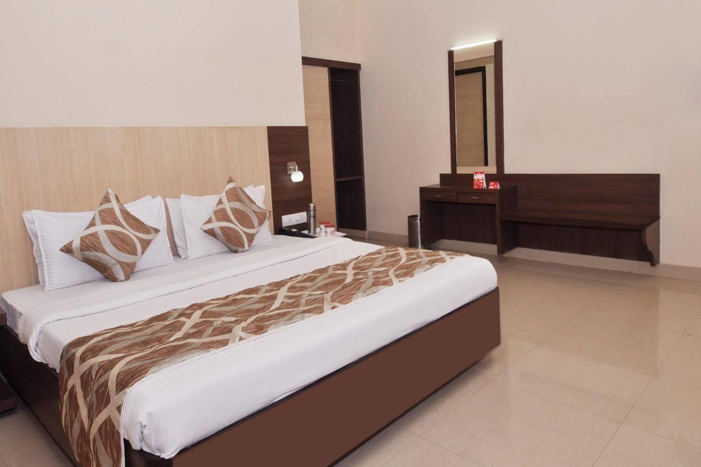 Hotel Sivamurugan Kumbakonam Exteriér fotografie