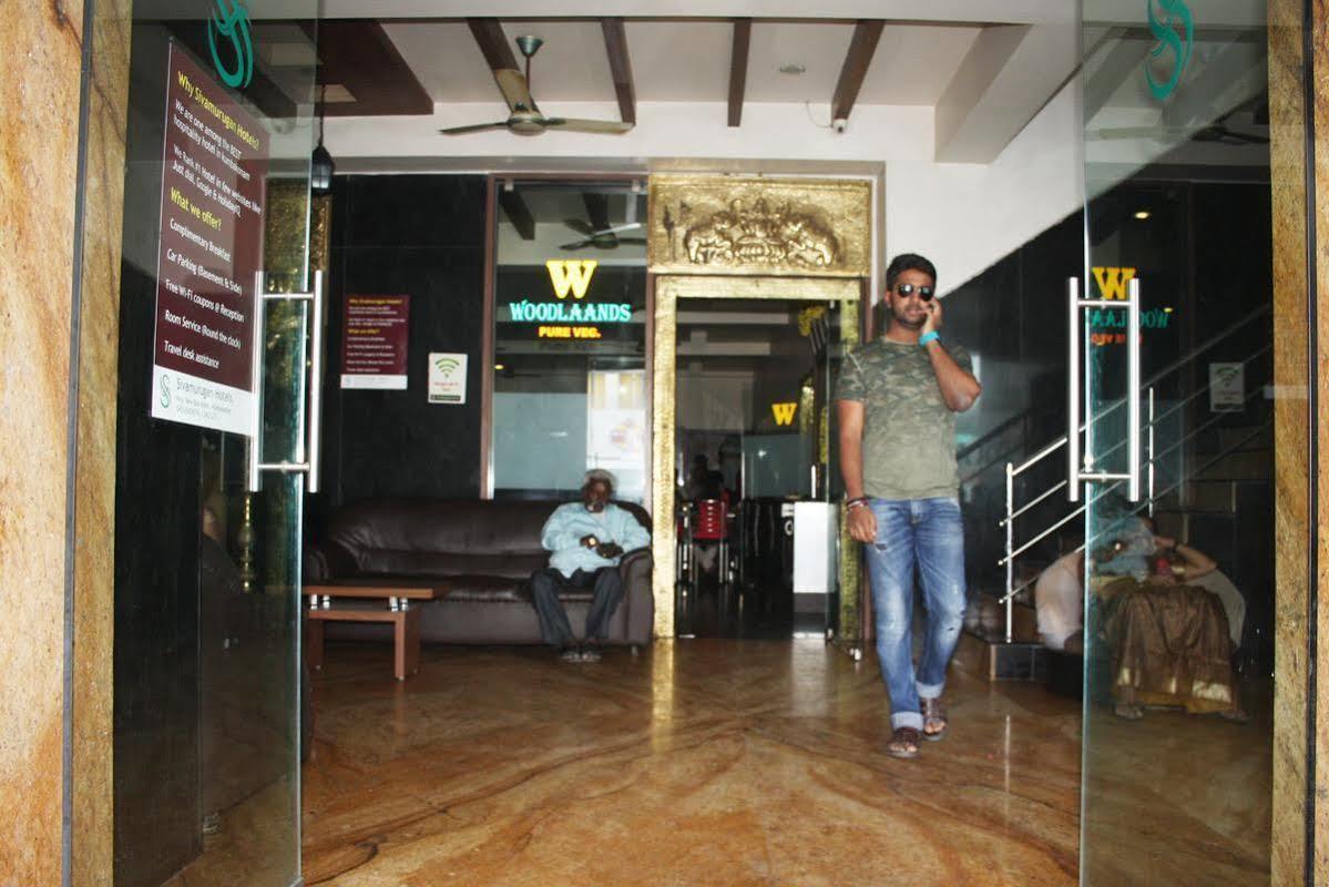 Hotel Sivamurugan Kumbakonam Exteriér fotografie
