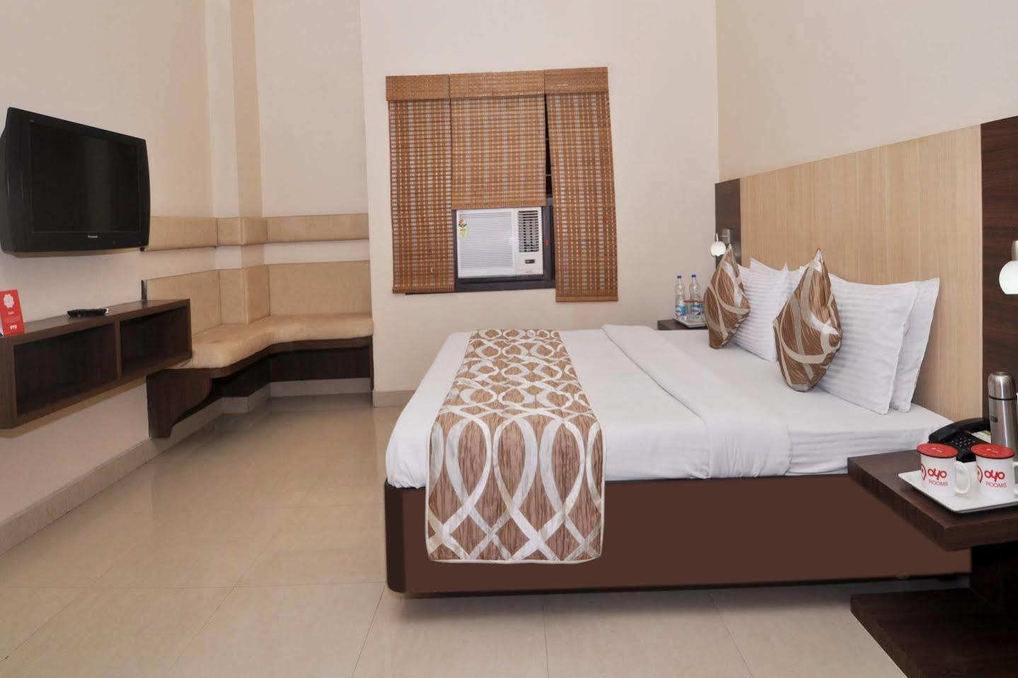Hotel Sivamurugan Kumbakonam Exteriér fotografie