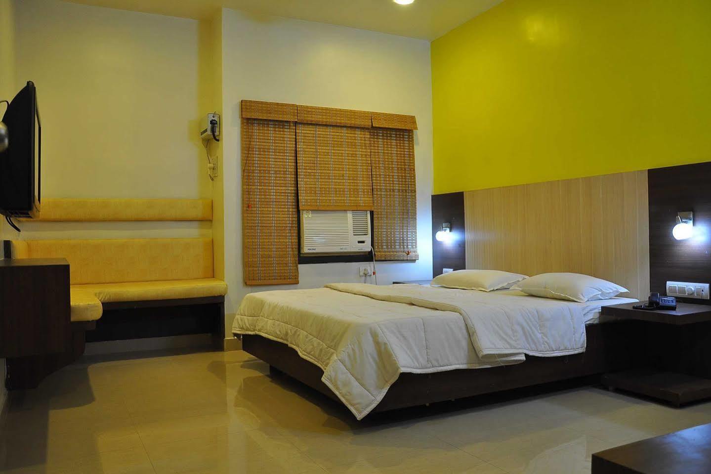 Hotel Sivamurugan Kumbakonam Exteriér fotografie
